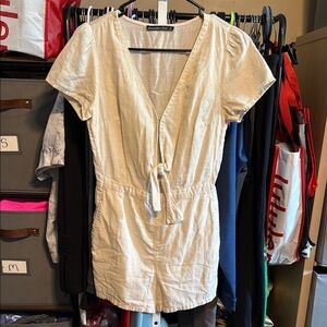 Abercrombie and Fitch Linen Shorts Romper Sz Small Cream White Stripe